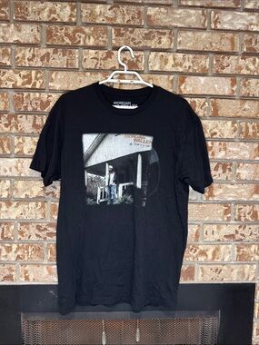 Morgan Wallen One Thing at a Time Black Concert Graphic Crewneck T-Shirt